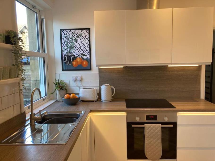 Garden Apartment, Central Harrogate With Parking 외부 사진
